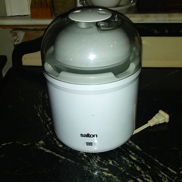 Salton Kitchen Vtg Salton Homemade Yogurt Maker Poshmark